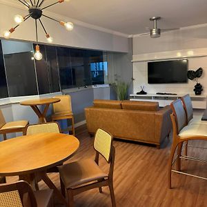 Apartamento de 2 Dormitorios